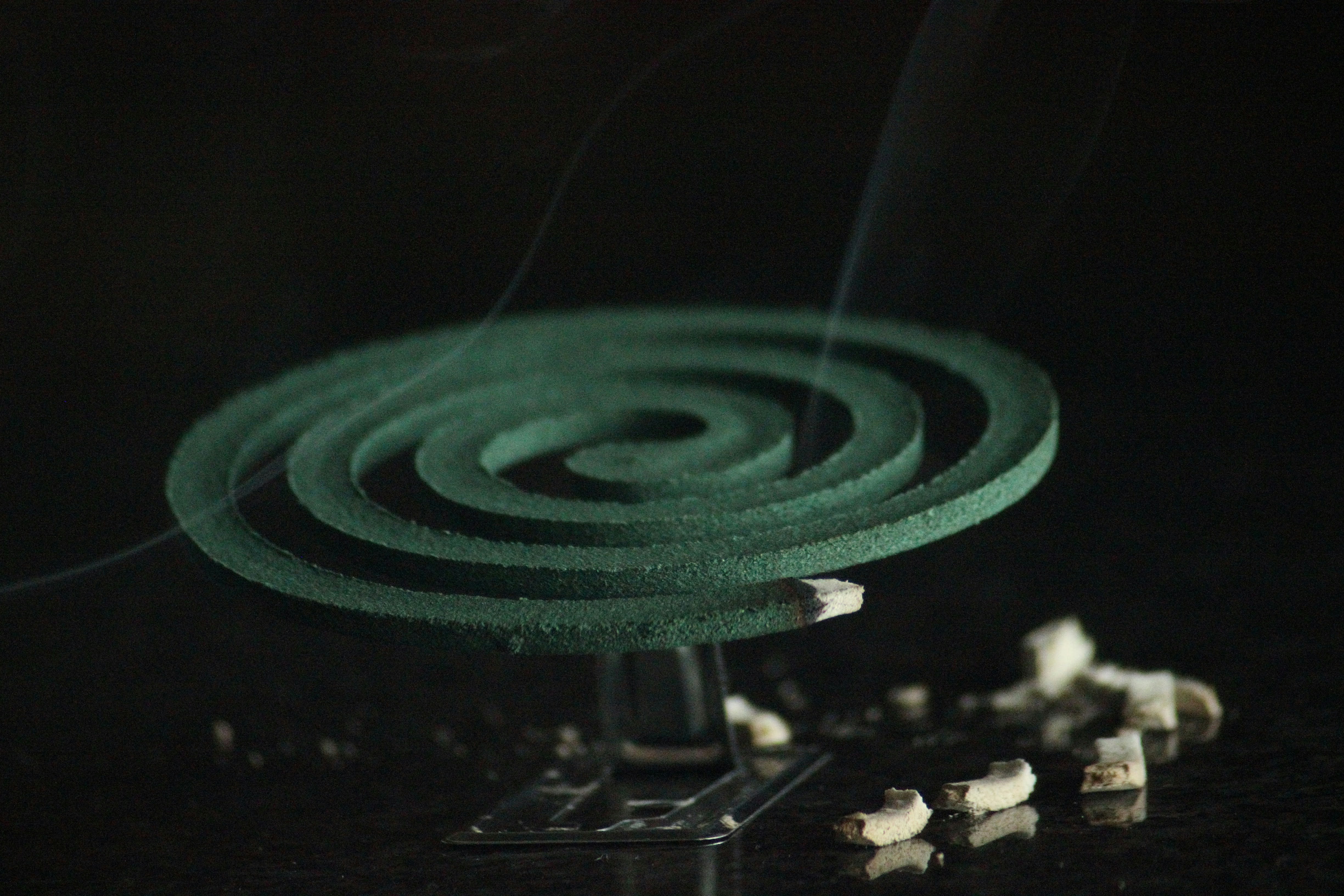 Mosquito coils made with Minh Nam joss powder